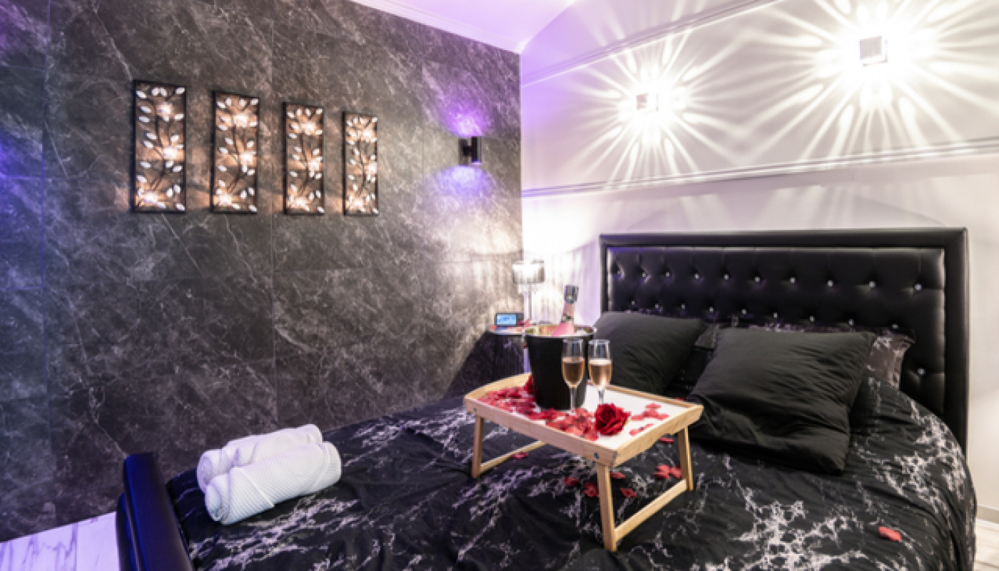 Glam 88, une love room avec spa privatif au coeur des Vosges